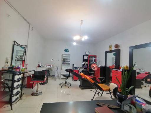 عکس سالن زیبایی درنا