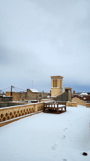 عکس اقامتگاه سنتی بام نایین 