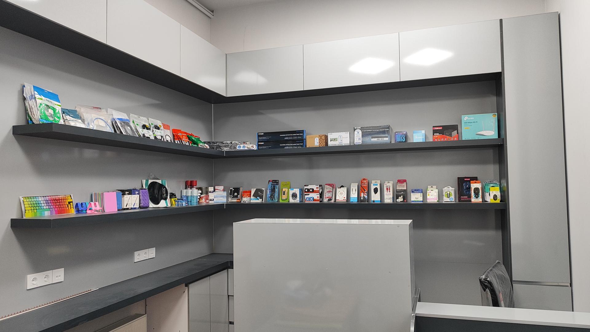 عکس مجموعه شبکه و کامپیوتر لوپ بک 