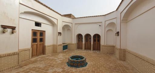 عکس هتل بوتیک افصح الدوله