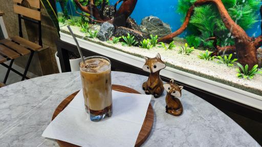 عکس کافه مون