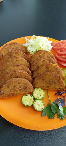 عکس پیتزا ساندویچ پویا