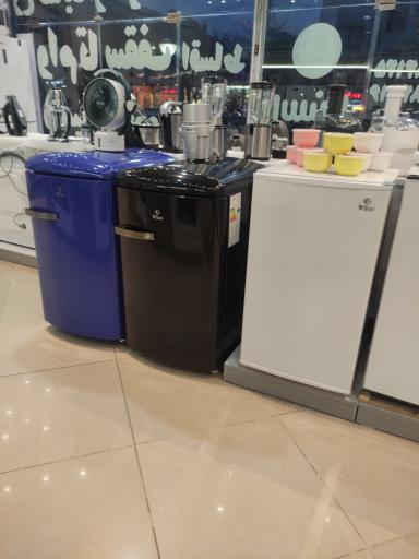 عکس فروشگاه اسنوا خیامی