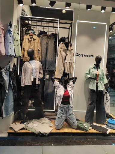 عکس بوتیک زنانه دورس