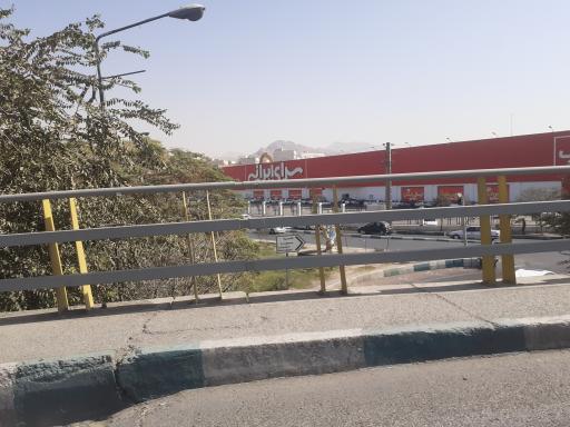 عکس مرکز خرید سرای ایرانی