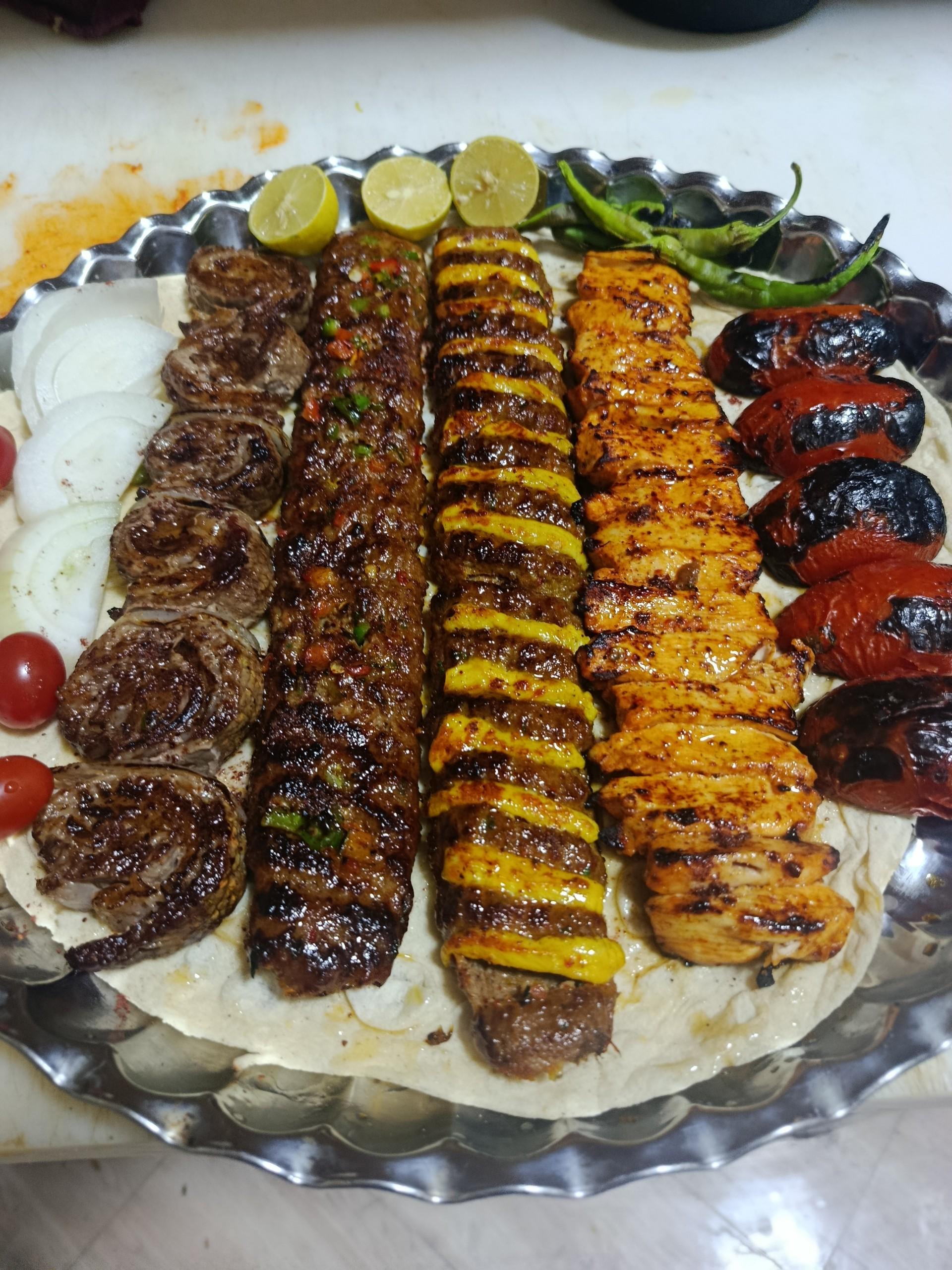 عکس نان داغ کباب داغ عمو طالب
