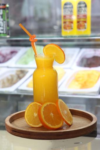 عکس آبمیوه بستنی آیس مک