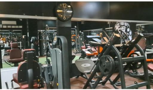 عکس باشگاه بدنسازی احسانی