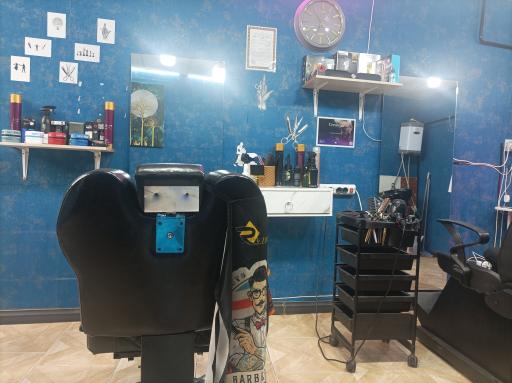 عکس آرایشگاه مردانه شلخته