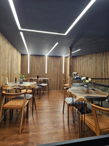 عکس کافه فیاکا