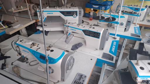 عکس فروشگاه چرخ خیاطی تاج (مدیریت ابوالفضل ملازاده)