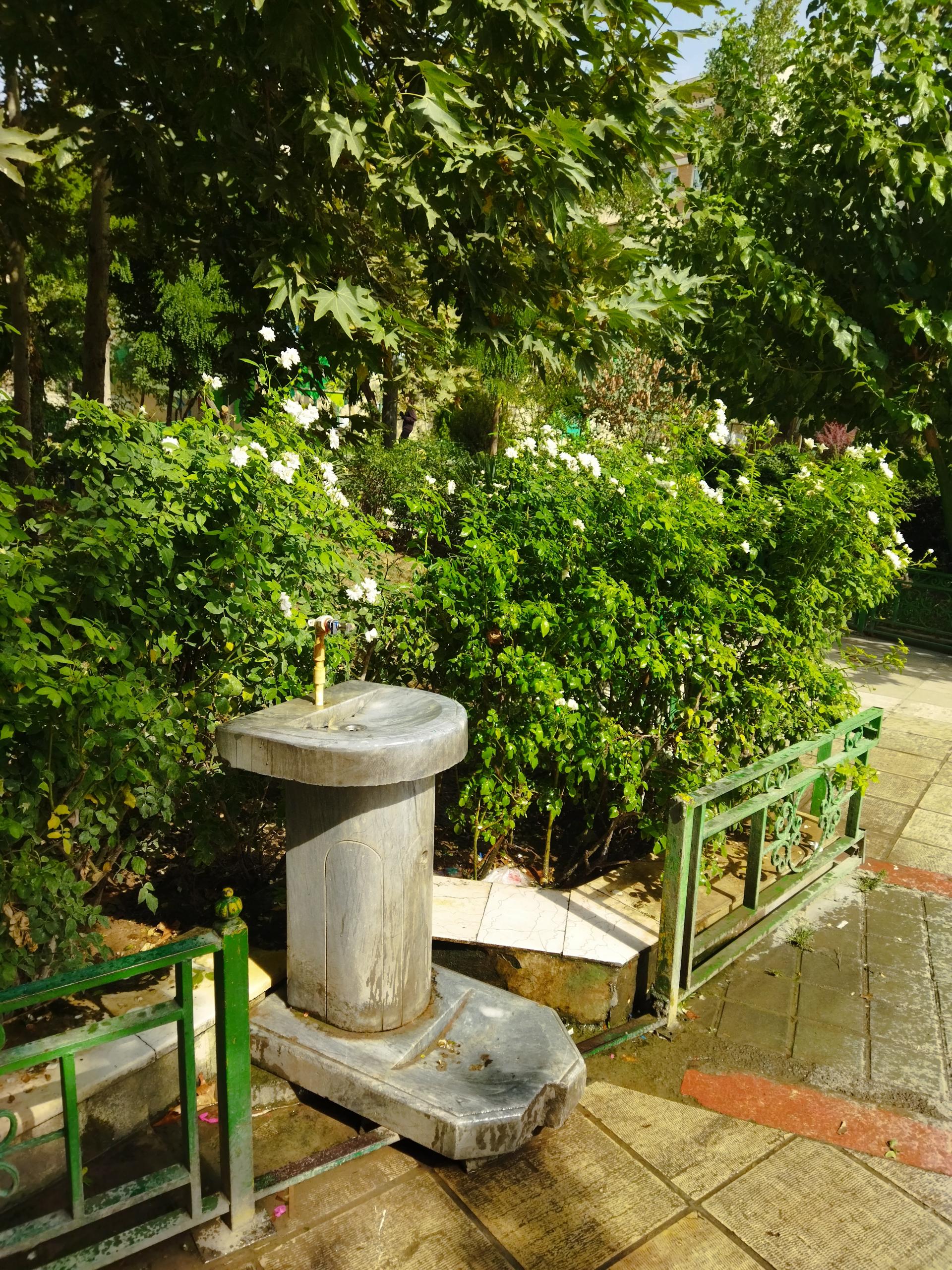 عکس آبخوری بوستان شهید توکلی