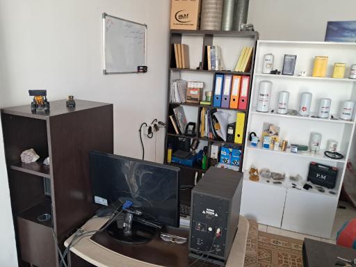 عکس زرین فارد