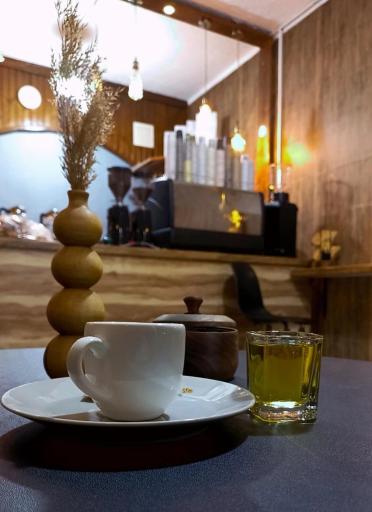 عکس کافه کاژه