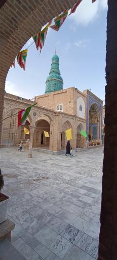 عکس آستان مقدس امامزادگان حمزه و احمد بن اسحاق علیه السلام