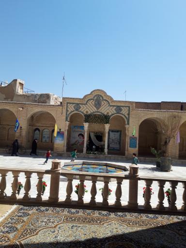 عکس آستان مقدس امامزادگان حمزه و احمد بن اسحاق علیه السلام