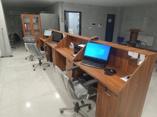 عکس دفتر پیشخوان پونک 