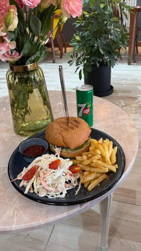 عکس کافه فور 