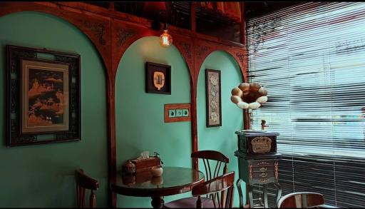 عکس کافه آنتیک