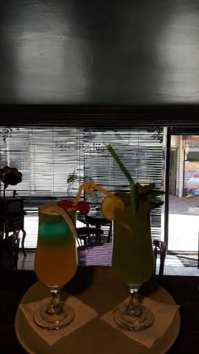 عکس کافه آنتیک