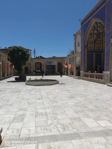 عکس آستان مقدس امامزادگان حمزه و احمد بن اسحاق علیه السلام