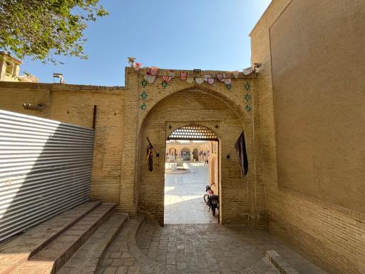 عکس آستان مقدس امامزادگان حمزه و احمد بن اسحاق علیه السلام