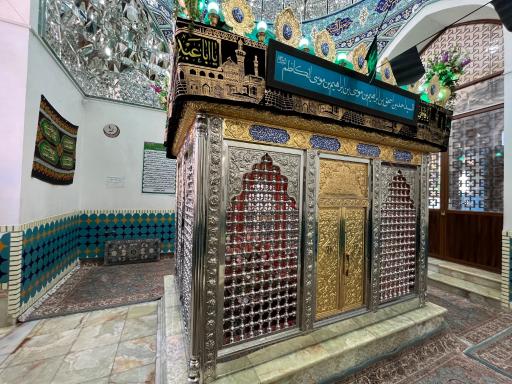 عکس آستان مقدس امامزادگان حمزه و احمد بن اسحاق علیه السلام