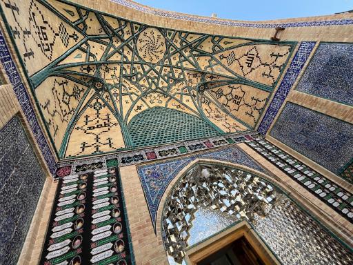 عکس آستان مقدس امامزادگان حمزه و احمد بن اسحاق علیه السلام