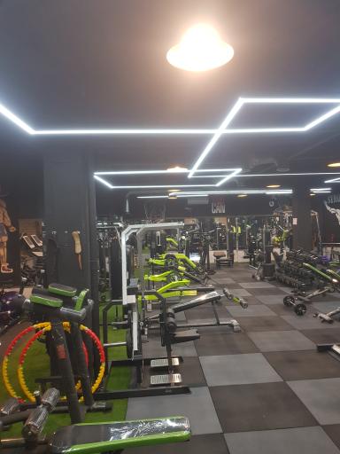 عکس باشگاه بدنسازی تن ساز