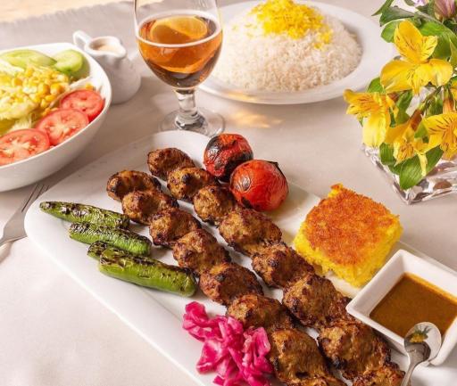 عکس تالار و رستوران مجلل ترنج