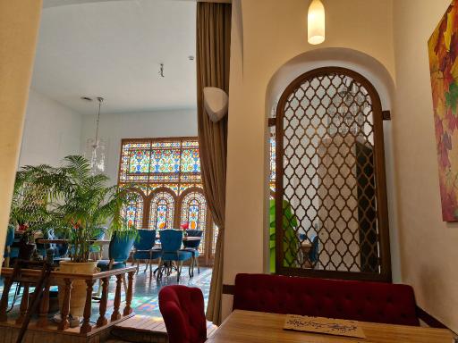 عکس کافه رستوران طهرونچی