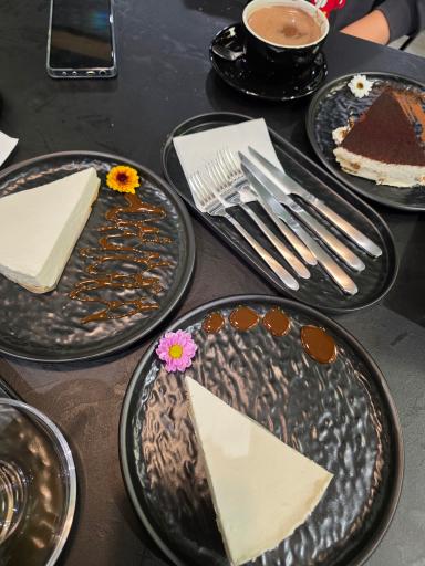 عکس کافی شاپ طاق