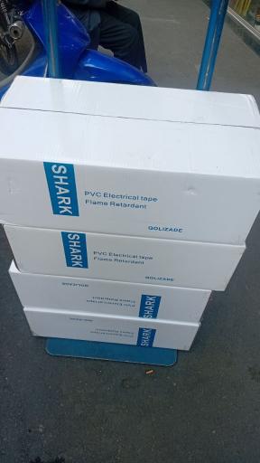 عکس چسب برق خاورمیانه