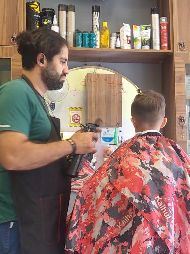 عکس سالن زیبایی آقایان رادان