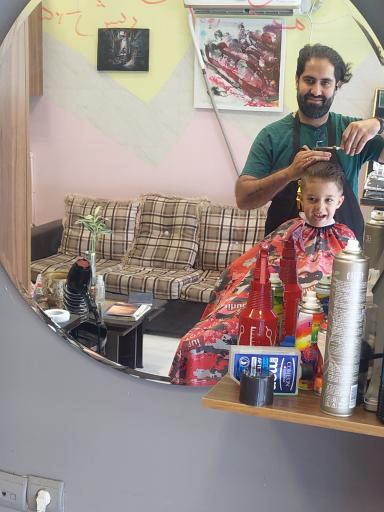 عکس سالن زیبایی آقایان رادان
