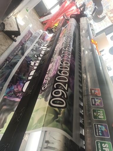 عکس چاپ بنر فوری مبتکران