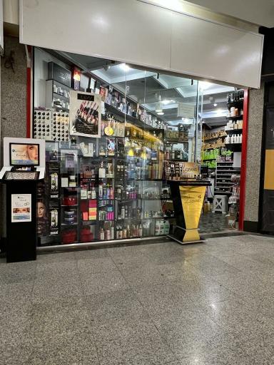 عکس گالری دنیای رایحه