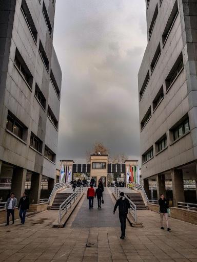 عکس دانشگاه آزاد اسلامی واحد تهران مرکزی مجتمع دانشگاهی آیت الله هاشمی رفسنجانی (نیایش)