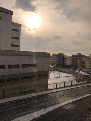 عکس دانشگاه آزاد اسلامی واحد تهران مرکزی مجتمع دانشگاهی آیت الله هاشمی رفسنجانی (نیایش)