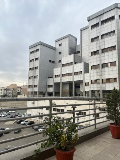 عکس دانشگاه آزاد اسلامی واحد تهران مرکزی مجتمع دانشگاهی آیت الله هاشمی رفسنجانی (نیایش)