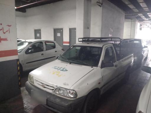 عکس پارکینگ عمومی بین الحرمین