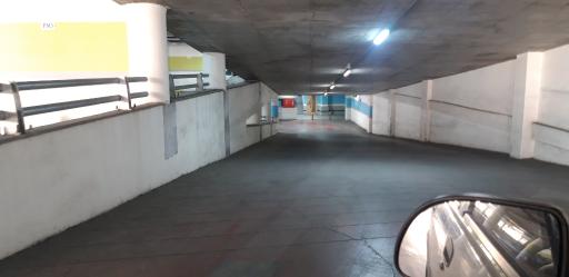 عکس پارکینگ هشت بهشت