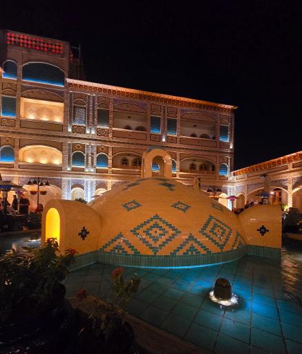 عکس کافه رستوران فرنگی سرای دلربا