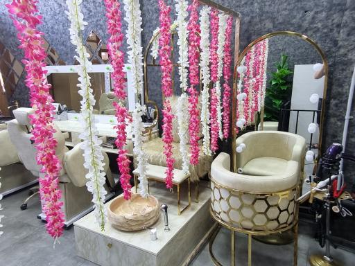 عکس سالن زیبایی فاطمه خالقی