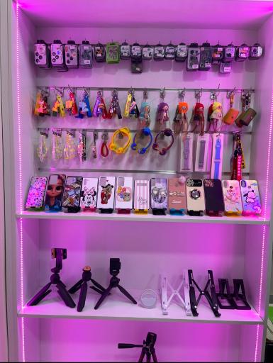 عکس موبایل فامیر