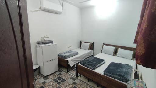 خانه مسافر آیه