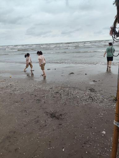 عکس ساحل حاجی بکنده