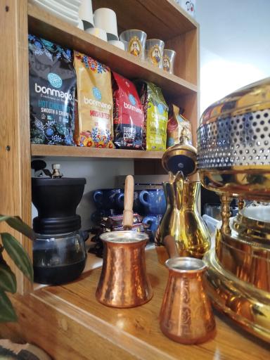 عکس کافه کاویانی 