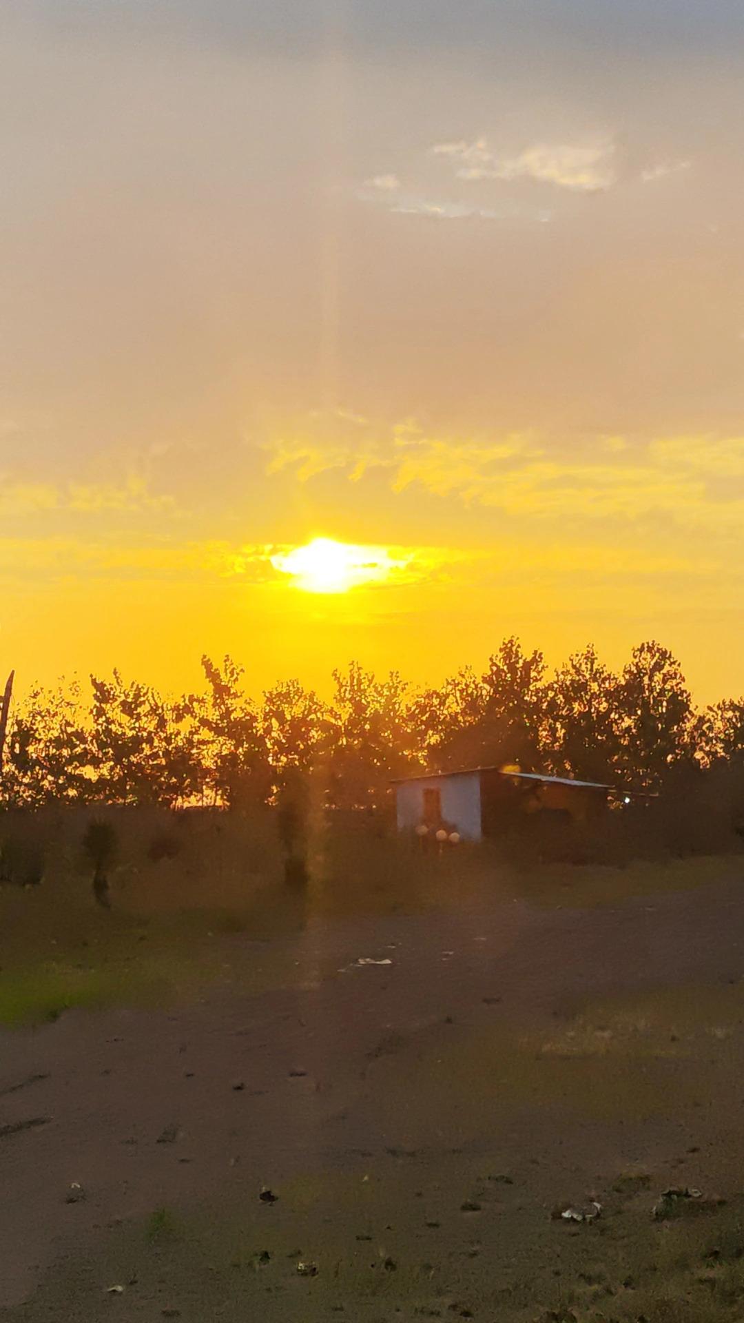 عکس ساحل حاجی بکنده