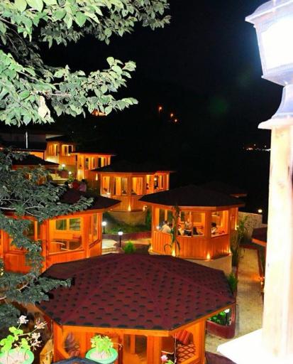 عکس مجموعه تفریحی و پذیرایی هاراشید